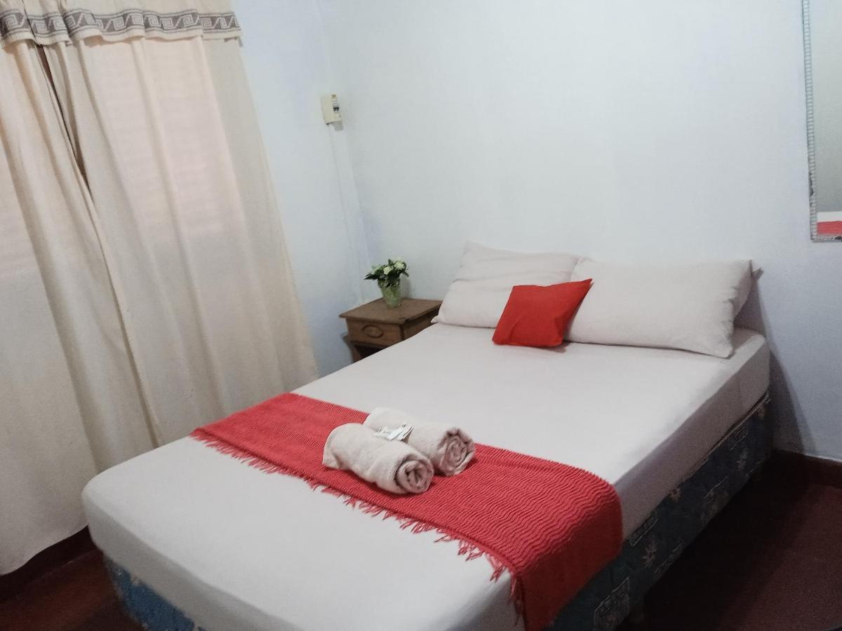 Garden Stone Hostel Puerto Iguazu Ngoại thất bức ảnh