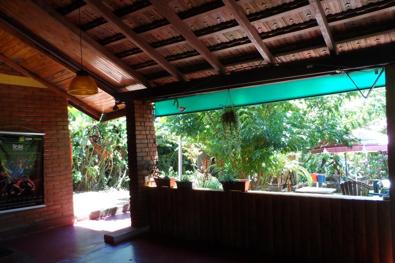 Garden Stone Hostel Puerto Iguazu Ngoại thất bức ảnh