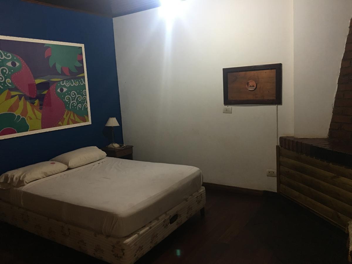 Garden Stone Hostel Puerto Iguazu Ngoại thất bức ảnh